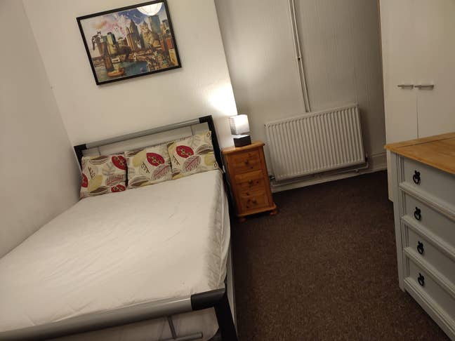 Attractive Double Rooms available for rent. Main Photo