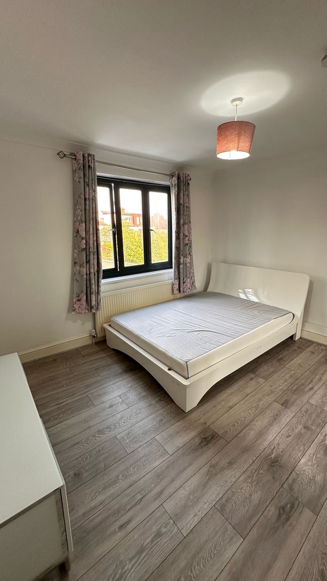 🏡 4 Bed Flat to Rent – Kensal Rise Main Photo