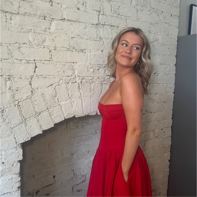 Professional Female Seeking Room in Belfast Main Photo