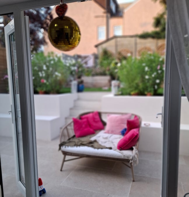 Double available in 2-bedroom garden flat ✨ Main Photo