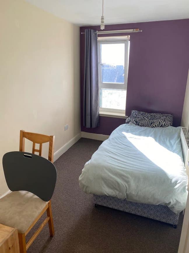 Single Room Available – Edinburgh EH6 4EP Main Photo