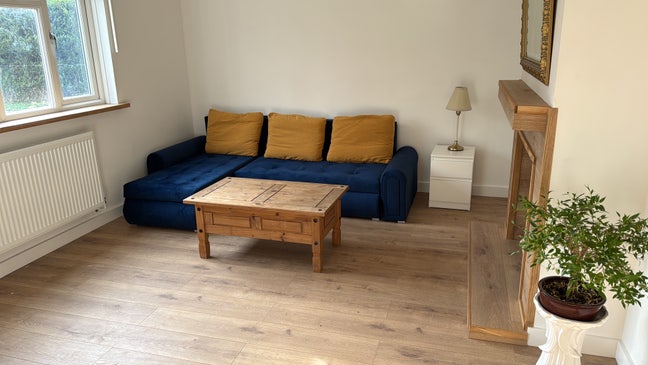 Short-stay private rented accommodation Main Photo