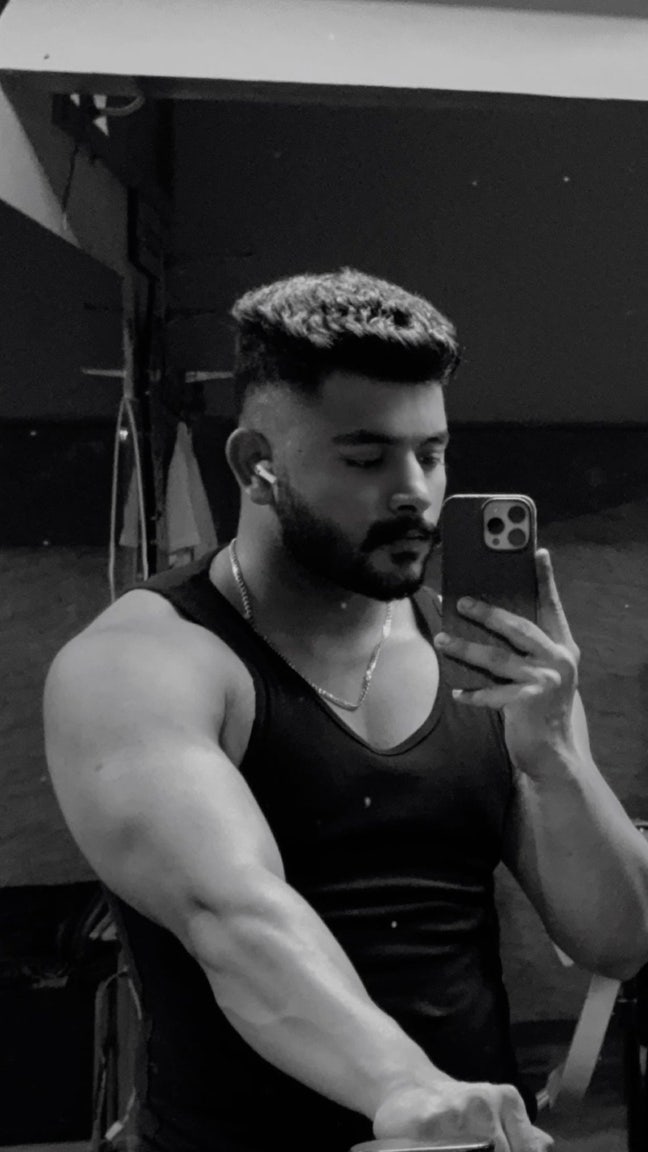 Looking for a shared student accommodation  Main Photo