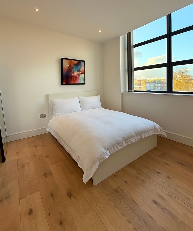 Modern En-Suite | Available Dec to Feb | Bills Inc Main Photo