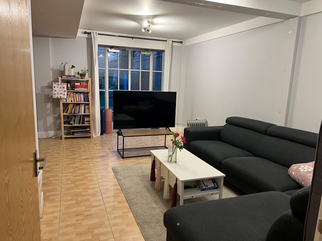 Double Room sublet near Tower Bridge  Main Photo