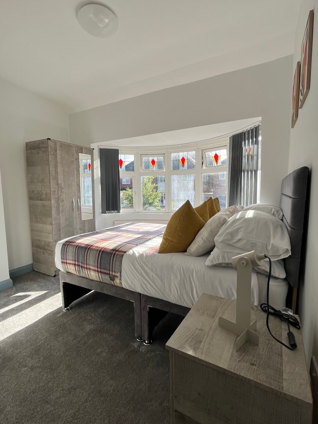 ✨ Stylish En-Suite Room in LE3 | Avail. December  Main Photo