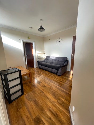 ✨✨✨ Lovely 1 bedroom flat ✨✨✨ Main Photo