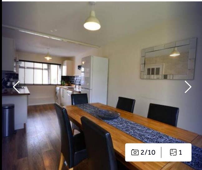  5-bed  house  available  in  RG12 Main Photo