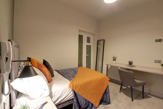 🔑 Modern Leicester Rooms | Easy Move-In Main Photo