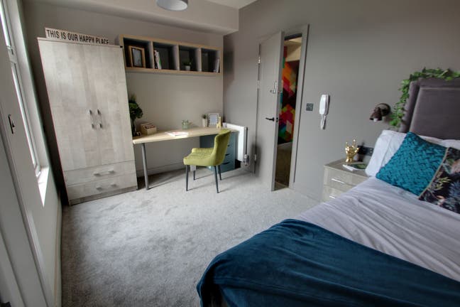 🔑 Modern Leicester Rooms | Easy Move-In Main Photo