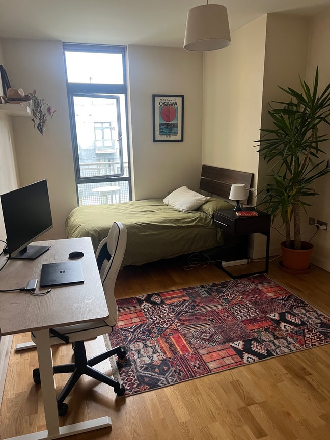 Quite double room in Islington Main Photo