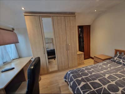 £650PCM | Large Double Room in Edgware | Furnished Main Photo