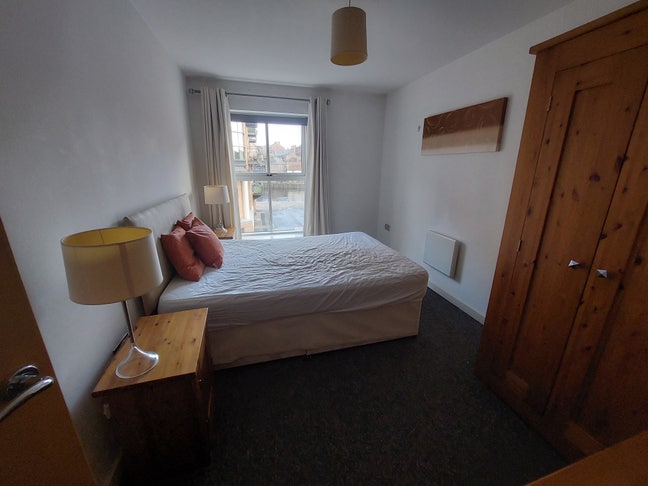 A Spacious Double Bedroom with Separate Washroom Main Photo