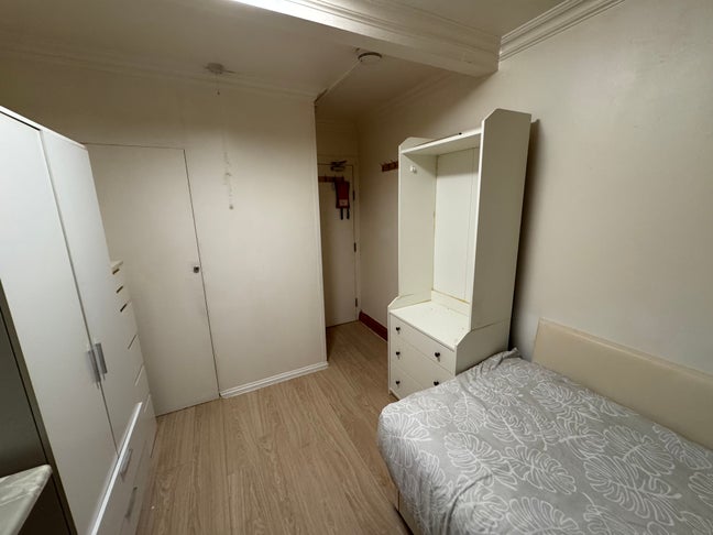 Self-Contained Studio Flat – Stoke Newington Main Photo