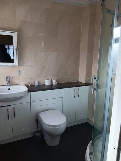 Apartment - Near school and all bills included  Main Photo