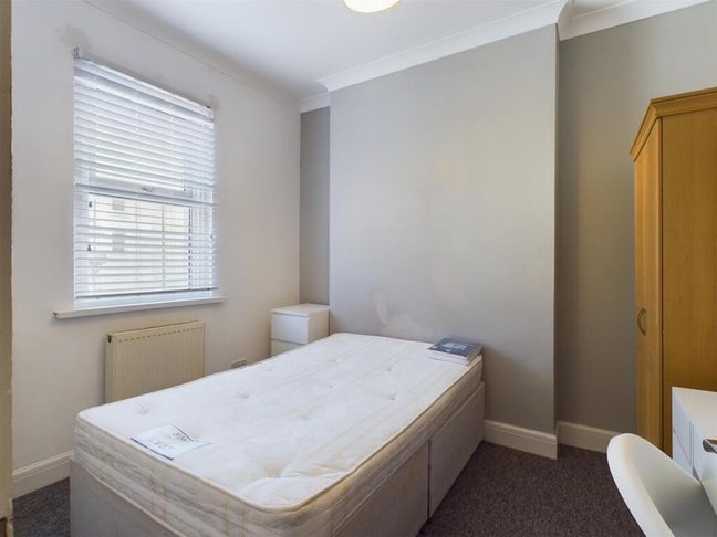 Luxury Double Rooms | Close to Pier | Bills Inc Main Photo
