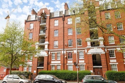 Double Room Available for Sublet in Central London Main Photo