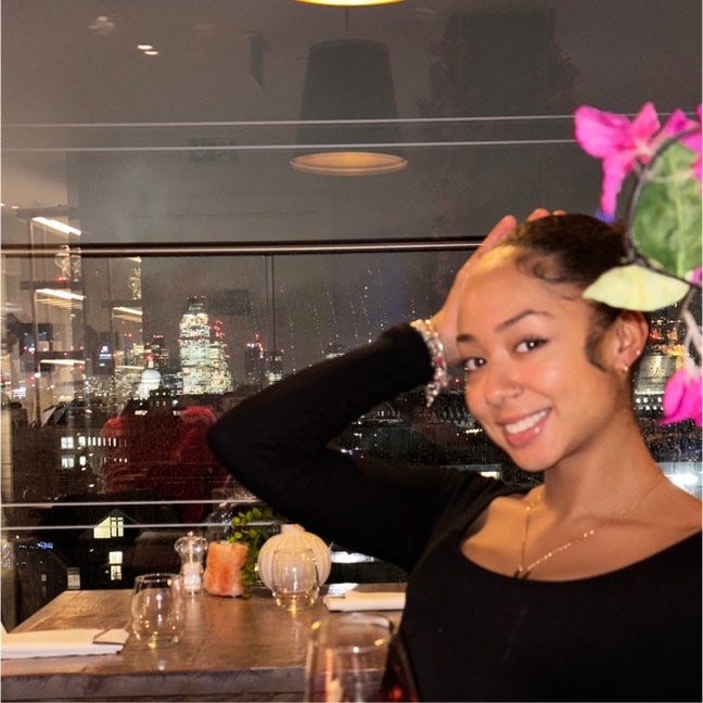 Hey 👋🏼 I’m looking for a flat share p... Main Photo