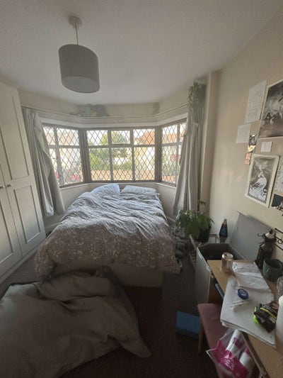 Room Available in Whitton Area Main Photo