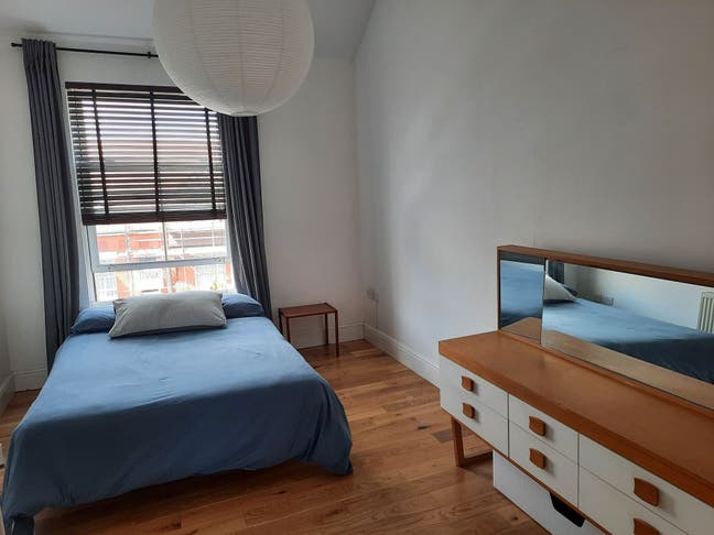 Spacious double bedroom in 2 bed flat in Westbrook Main Photo