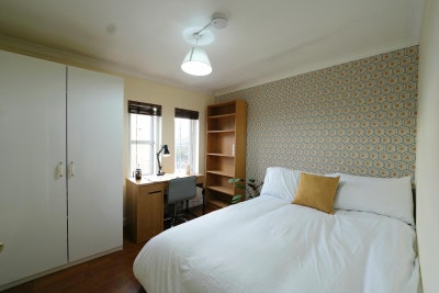 🏡Two Rooms in Modern Flatshare in Bermondsey SE1  Main Photo