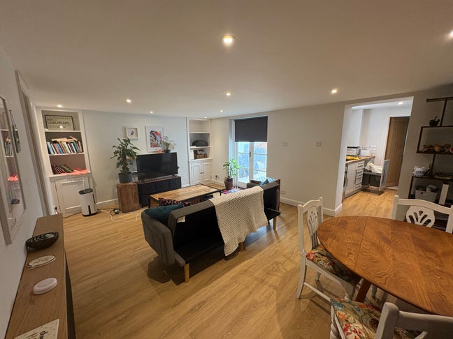 Double room in lovely flat in KempTown! Main Photo