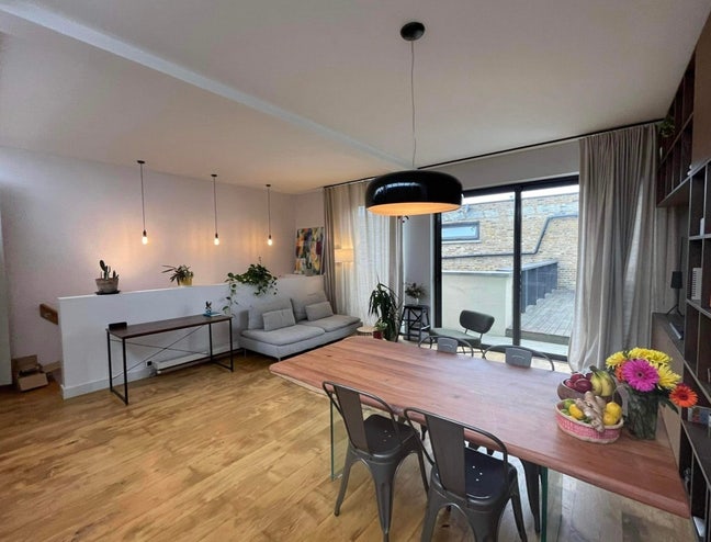 Room in gorgeous flat in Hoxton! Main Photo