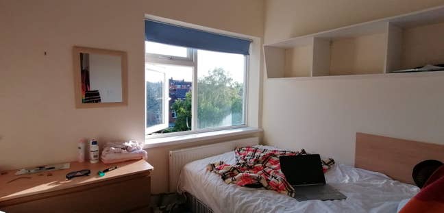 Room Available All Bills Included Main Photo