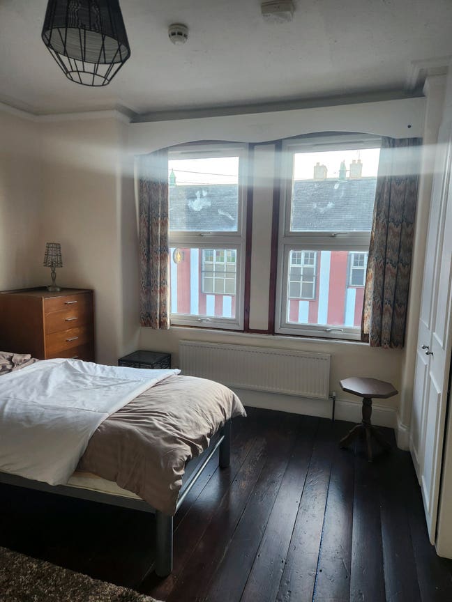 Lovely Double Room in Shated House  Main Photo