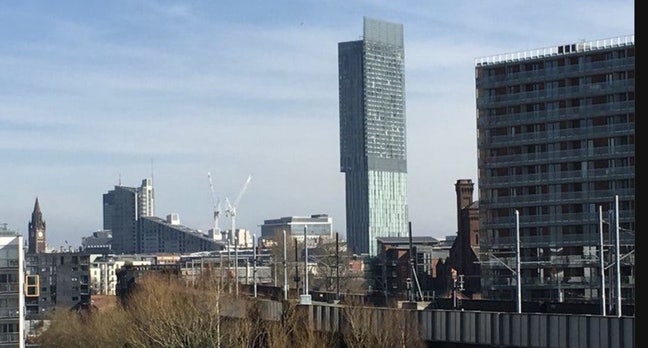 Riverside Large Dbl Bed  w/ Balcony Main Photo