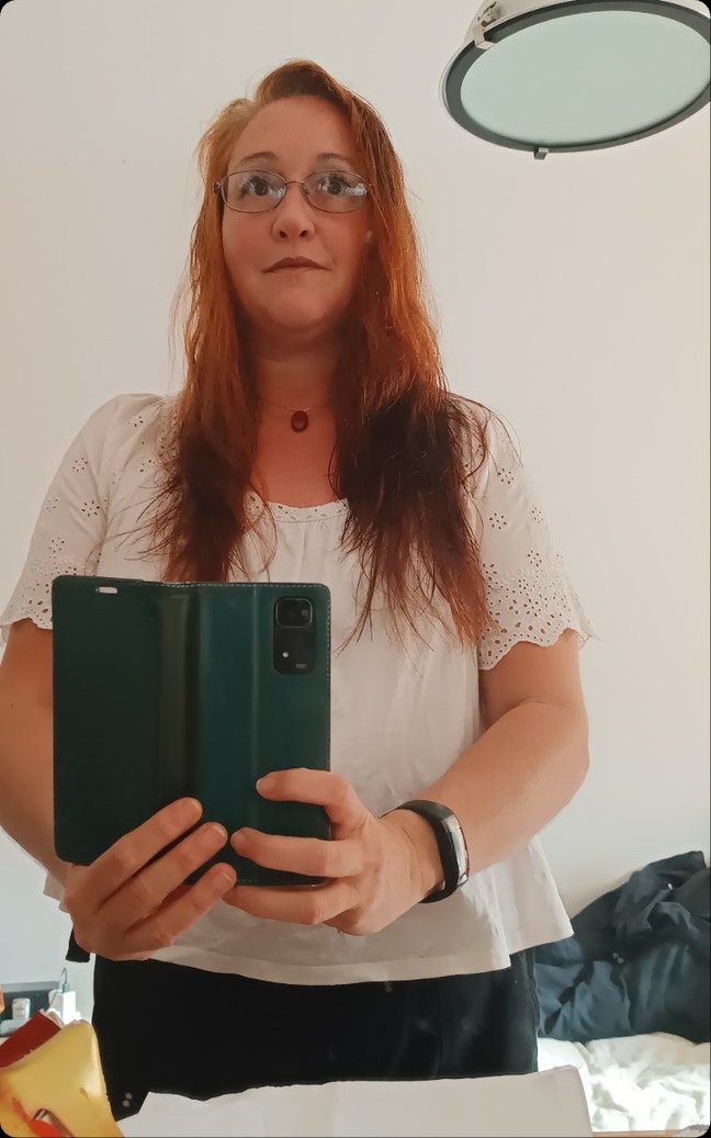 I am a female aged 51. I am looking for a sin... Main Photo