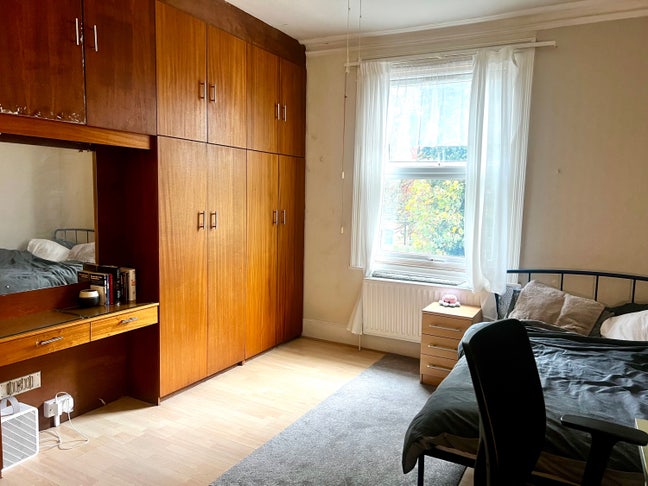 Very Spacious Double Room SW16 Main Photo