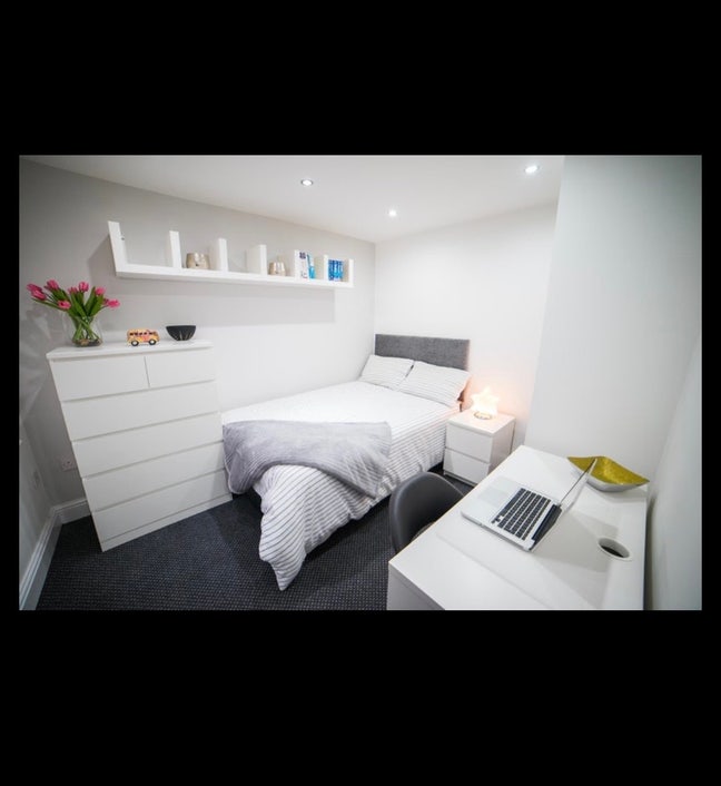 Tenancy takeover - Available now 2025/26 Main Photo