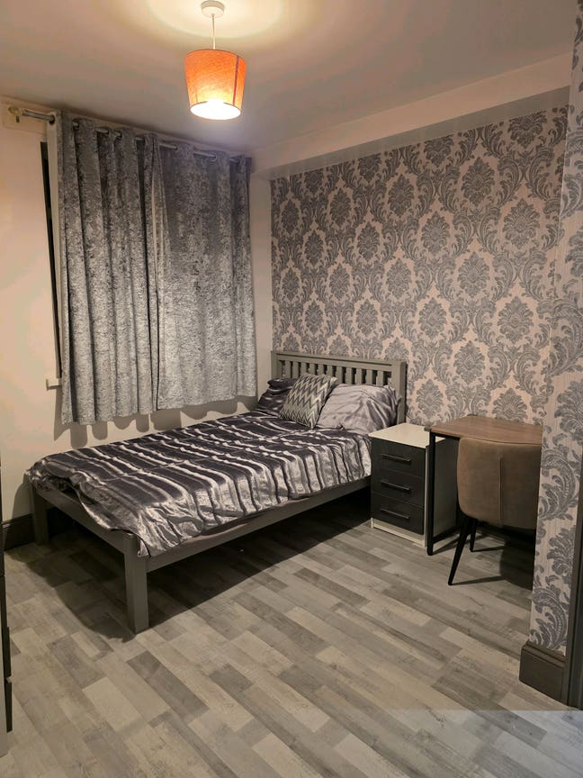 Modern Luxury  En Suite Rooms -All Bills Included Main Photo