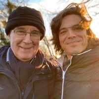 Designer back from Vietnam, seeking room Main Photo