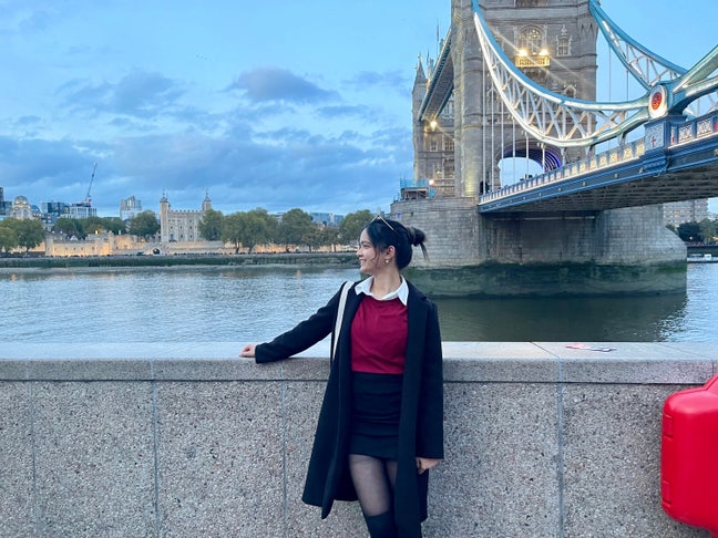 Looking for quite room Main Photo