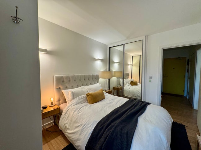 Central London 1-Bed Design Flat | zone 1  Main Photo