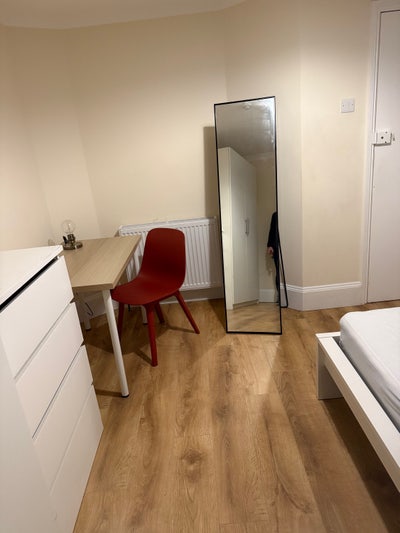 🌟Double  furnished room  &pound;795 pm all bills include Main Photo