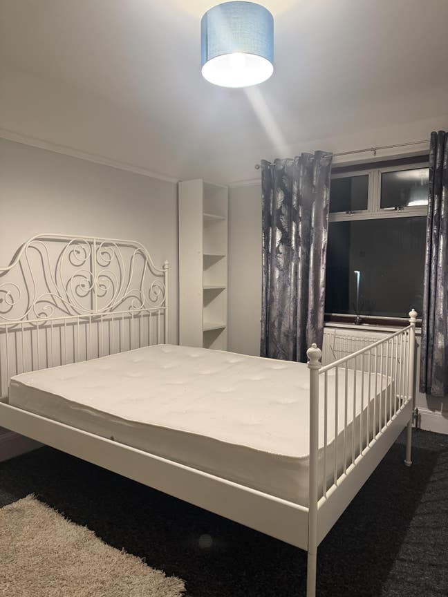 Large double room near Southmead Hospital Main Photo