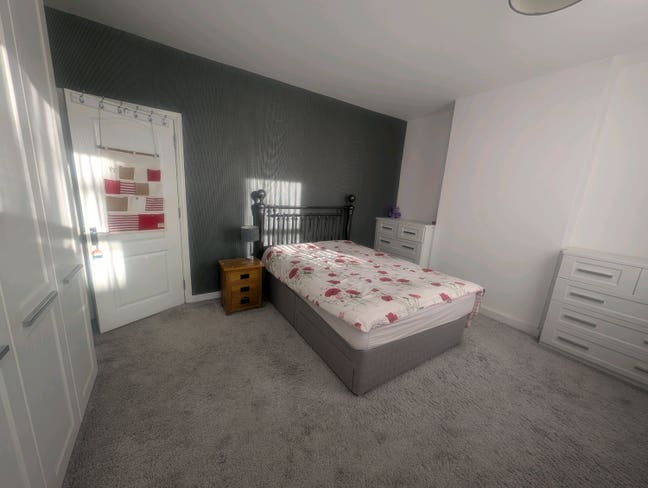 Sutton Centre double  rooms for rent  Main Photo