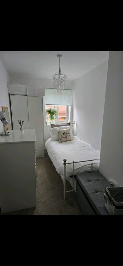 Single room available in Great Western Park Main Photo