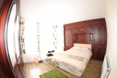 Double Room in E7 Forest Gate Main Photo