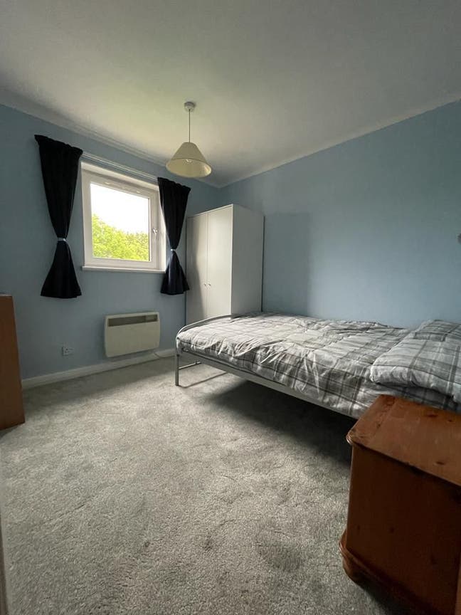 Double room to rent in 2-bed flat Main Photo