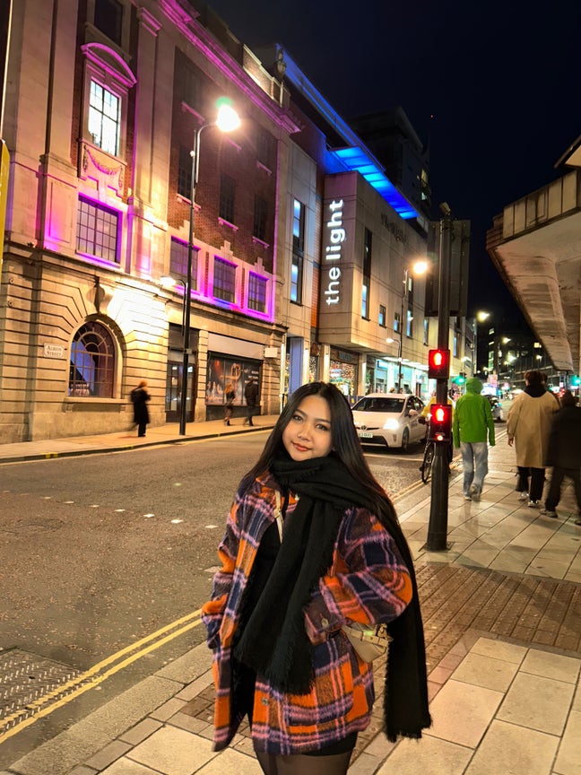 Looking for 1–2 flatmates to share with  Main Photo