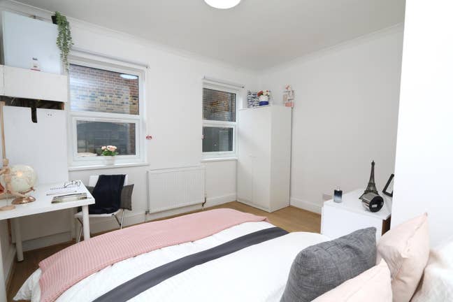 🌟 Limited Time Offer – Live the Shoreditch Vibe!  Main Photo