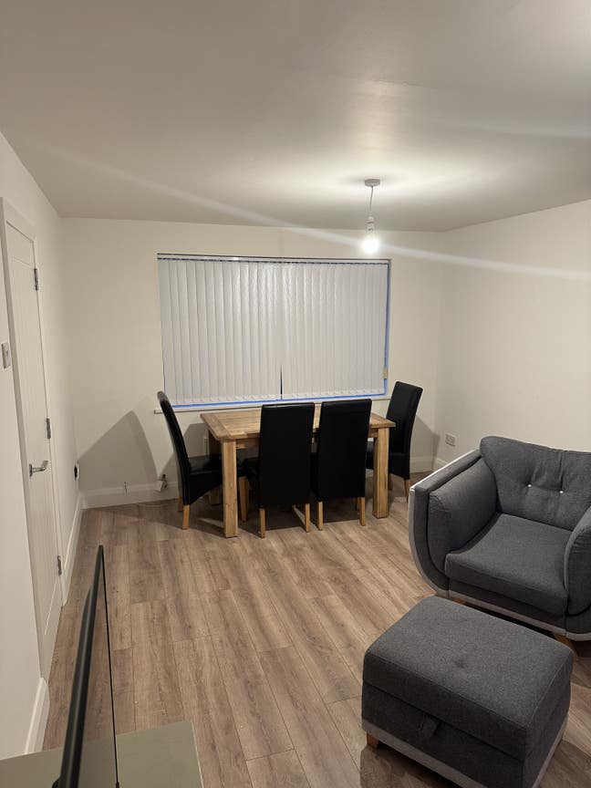 Rooms available Sunnyside Area Main Photo