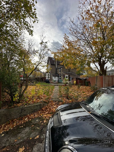 Attic Room Main Photo