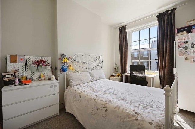 Double Room in Shepherds Bush Main Photo