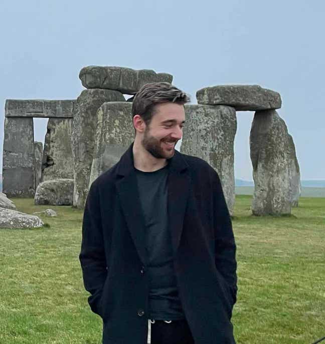 I'm a very sociable Kiwi lad, looking to move... Main Photo