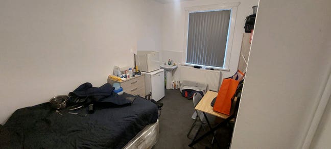 Double room with own sink, fridge and freezer Main Photo